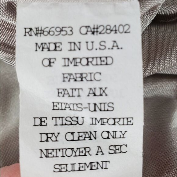 🔸️NWT Cynthia Steffe Light Gray Ruched Fitted Sleeveless Top Large - Picture 8 of 9